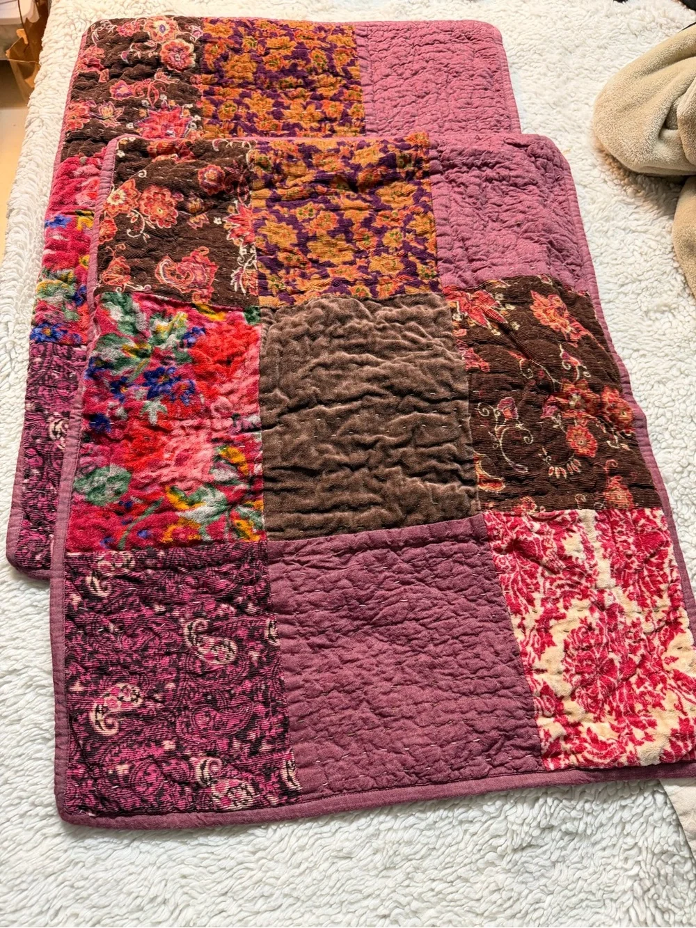 D Studio Vtg Patchwork Quilted pillowcases 100% Cotton Multicolor